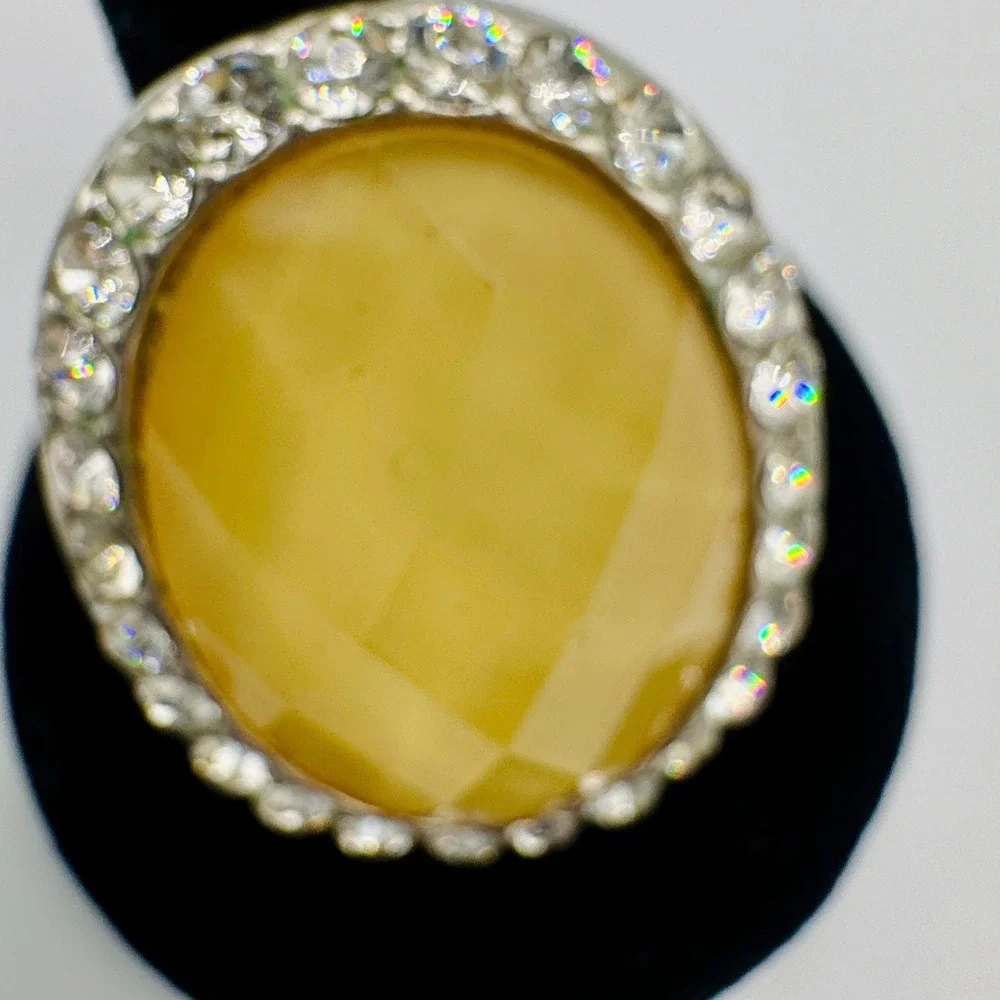 Yellow‎ Lucite Faceted Oval Rhinestone Halo Statement  Oversized Cocktail 7.5